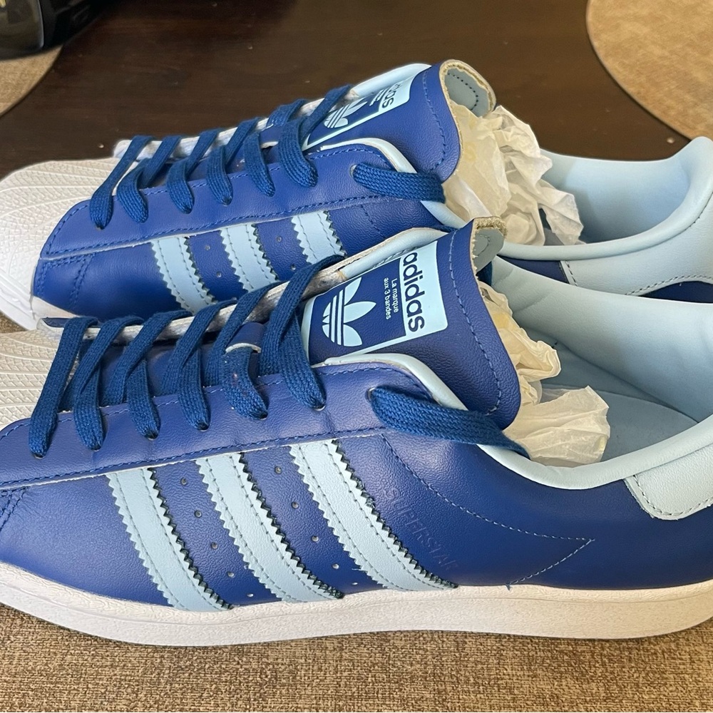 New Adidas Very Rare Blue/Sky Blue Superstar Shoes 9.5 Men’s US - Picture 3 of 6
